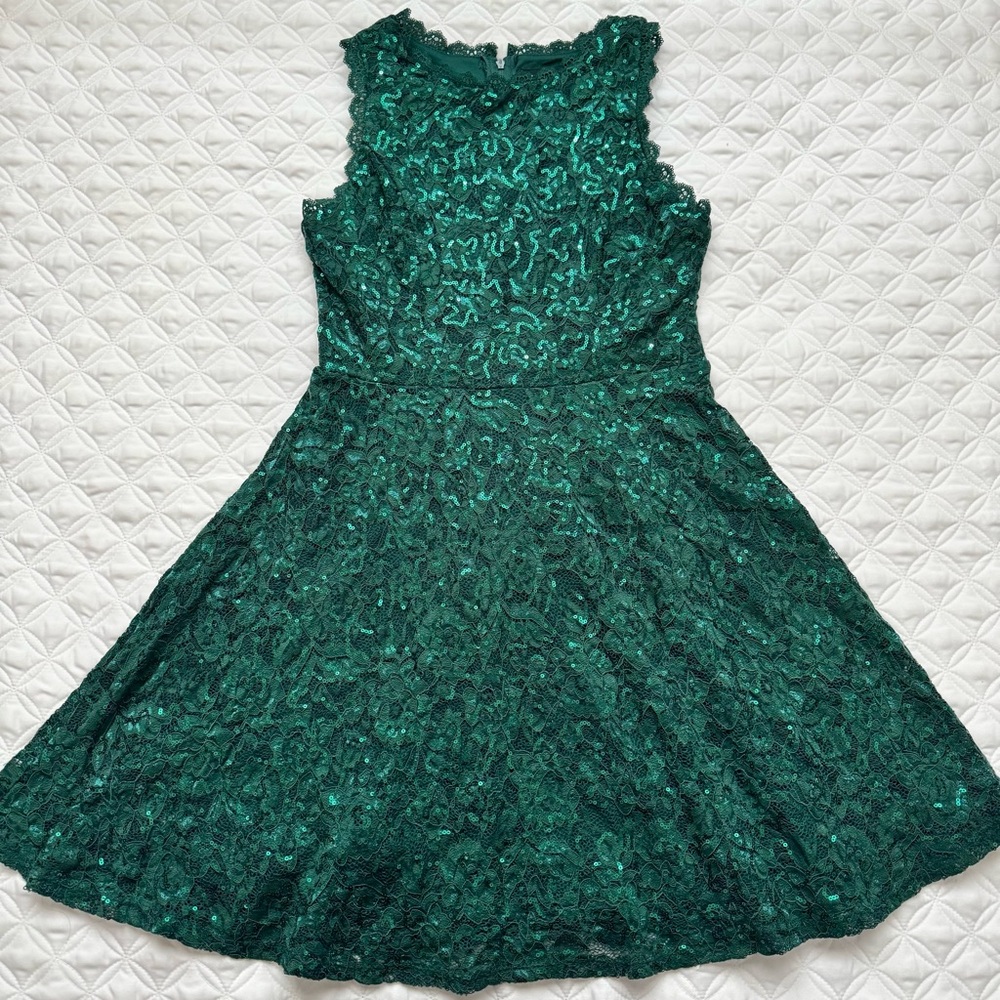 By & By Girl Sleeveless Emerald Green Lace Sequins A-Line Back Zip Dress Sz 12